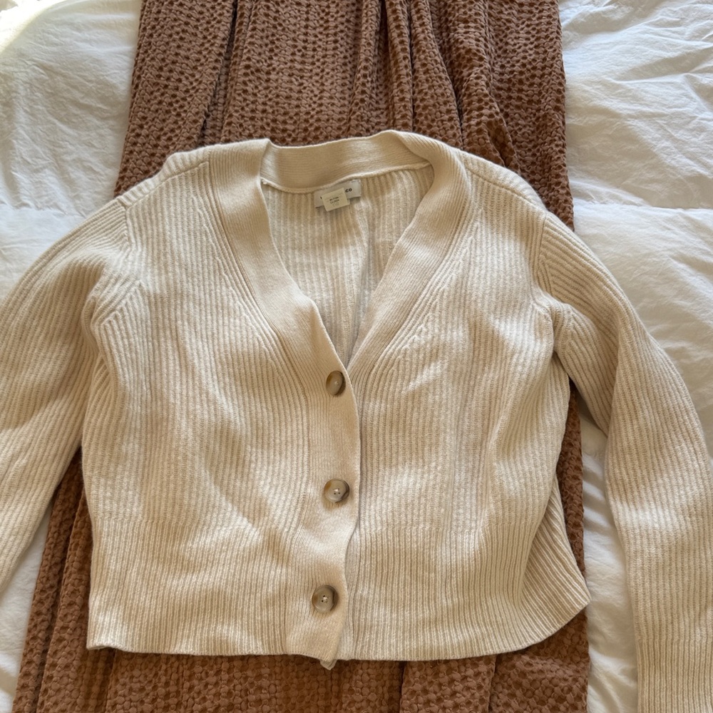 Club Monaco Cream Ribbed Cardigan